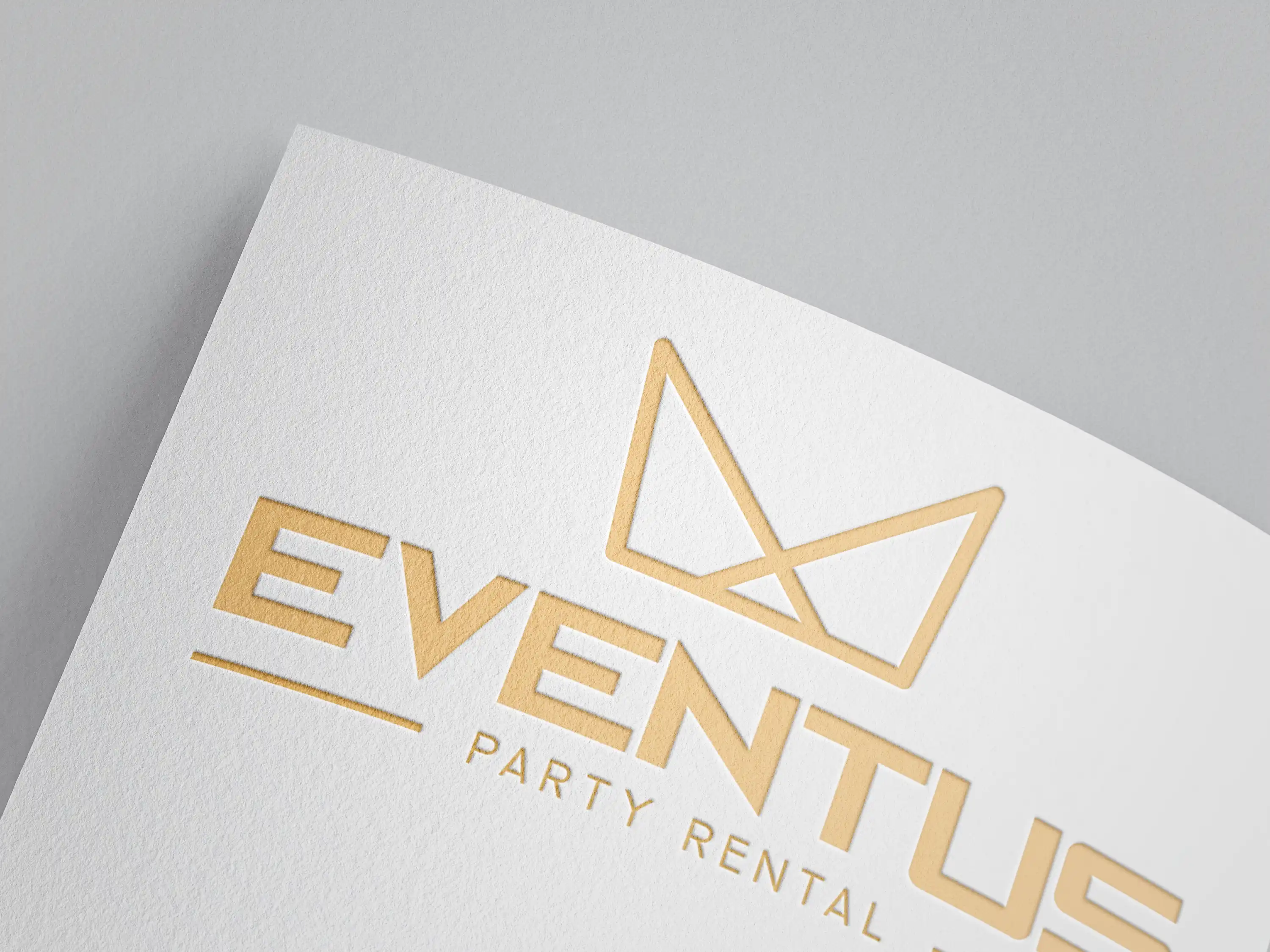 dizajn logotipa na papiru